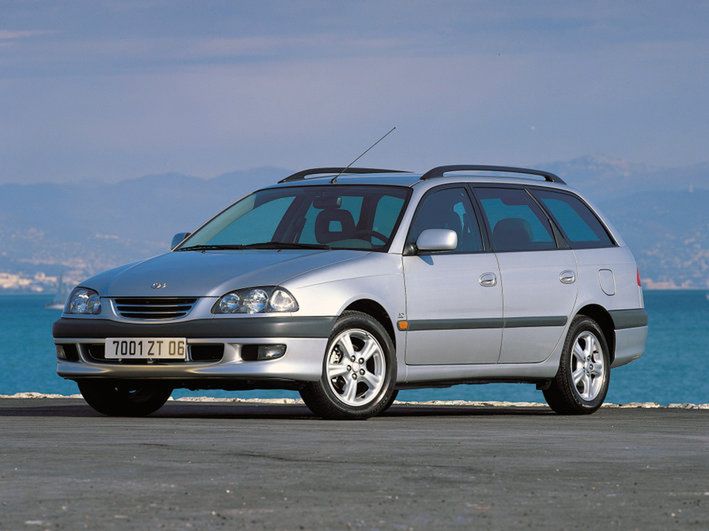 Używana Toyota Avensis 1,6 & 1,8 Vvt-I (1998-2002) – Poradnik Kupującego | Autokult.pl