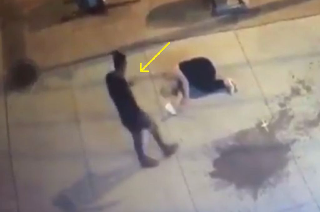 Pobił kobietę do nieprzytomności. Zamiast wezwać pomoc, przechodnie robili sobie z nią zdjęcia