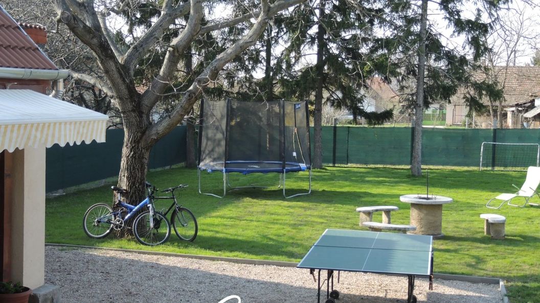 Ilona Vendégház Dinnyés (1)