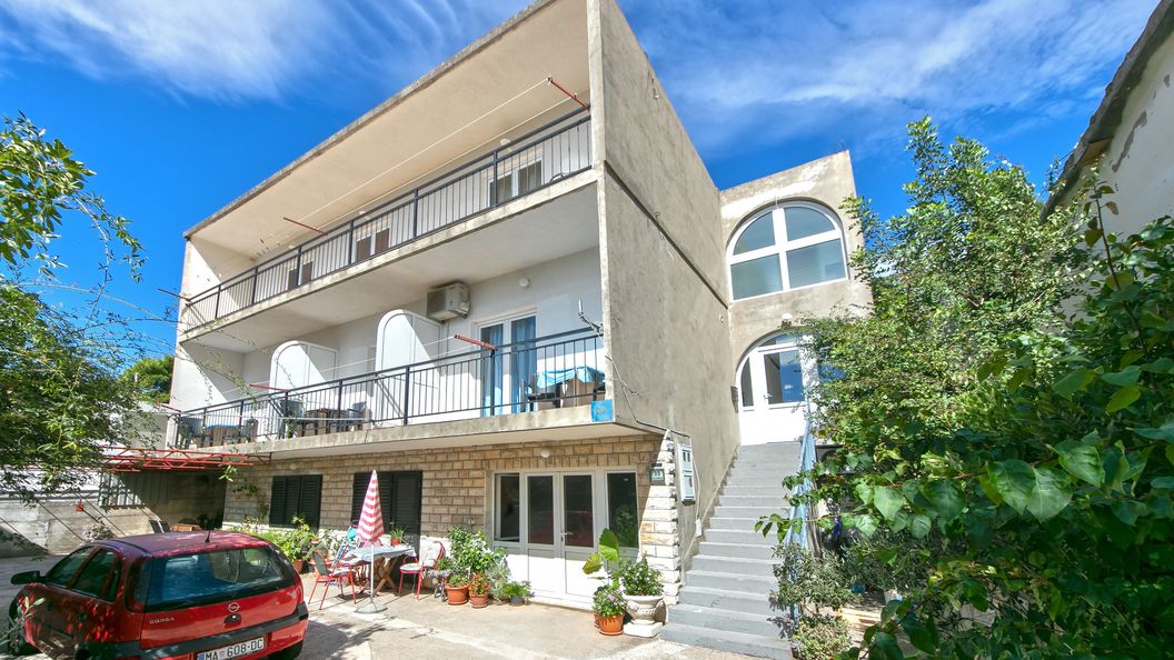 Apartmanok Parkolóhellyel Gradac, Makarska - 14708 Gradac (1)