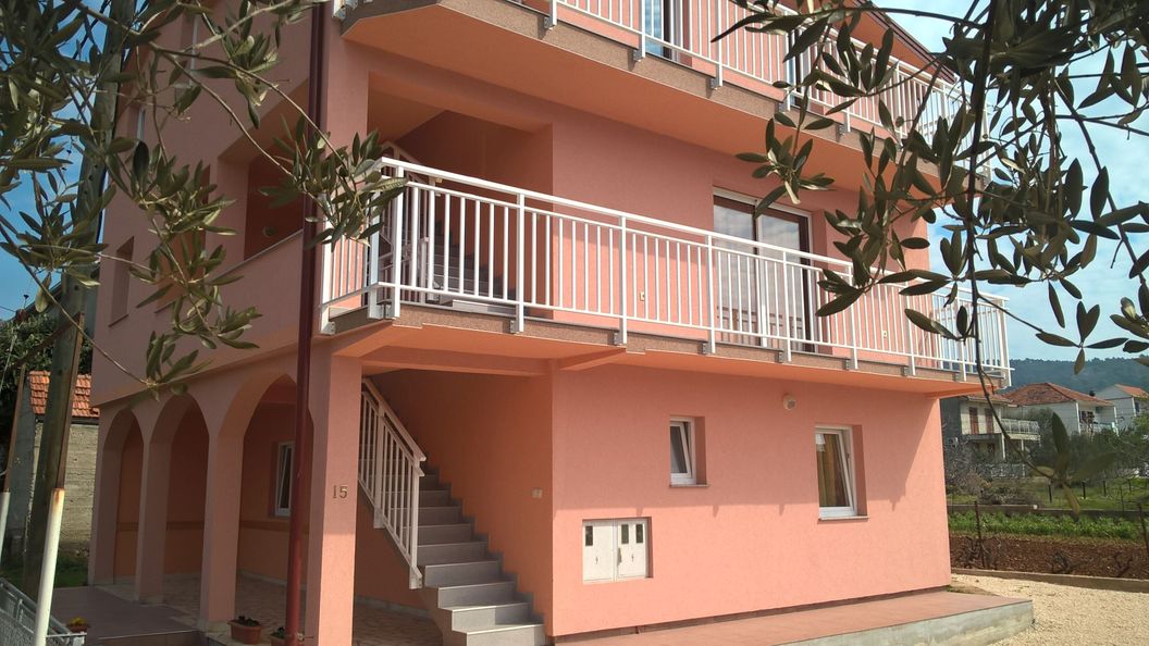 Apartmanok Parkolóhellyel Poljica, Trogir - 14803 Poljica (1)