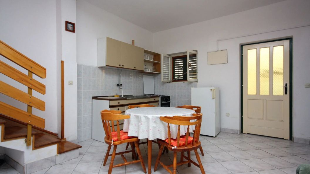 Seaside Holiday House Murter - 5092 (1)