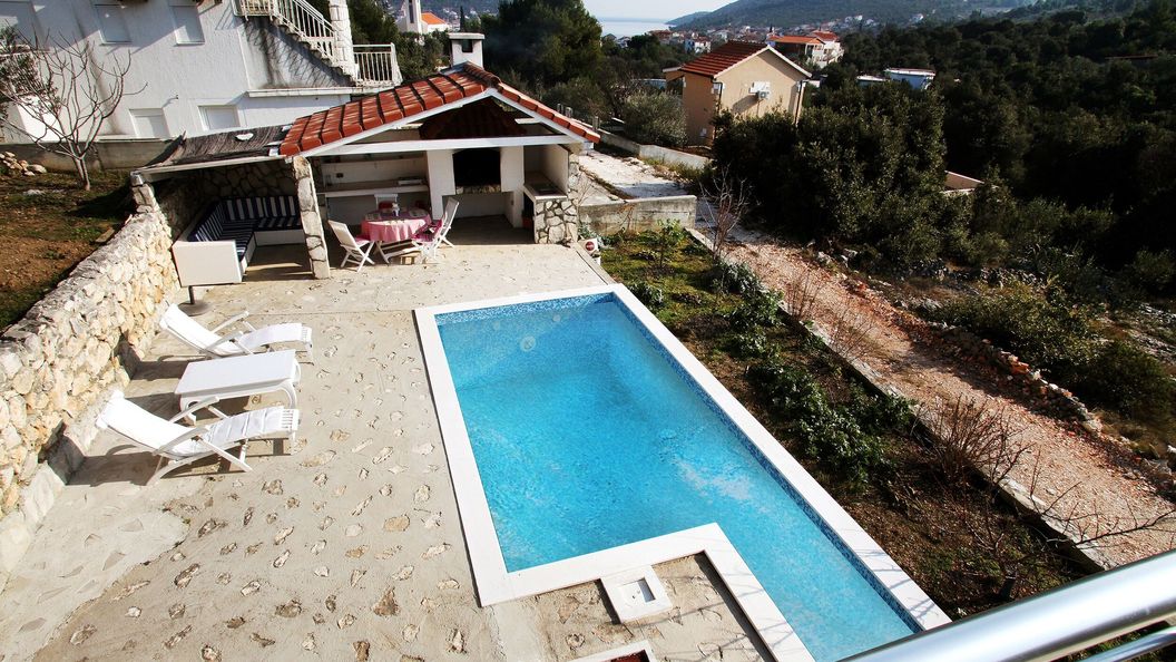 Ház Családok Részére Medencével Vinisce, Trogir - 14858 Vinišće (1)
