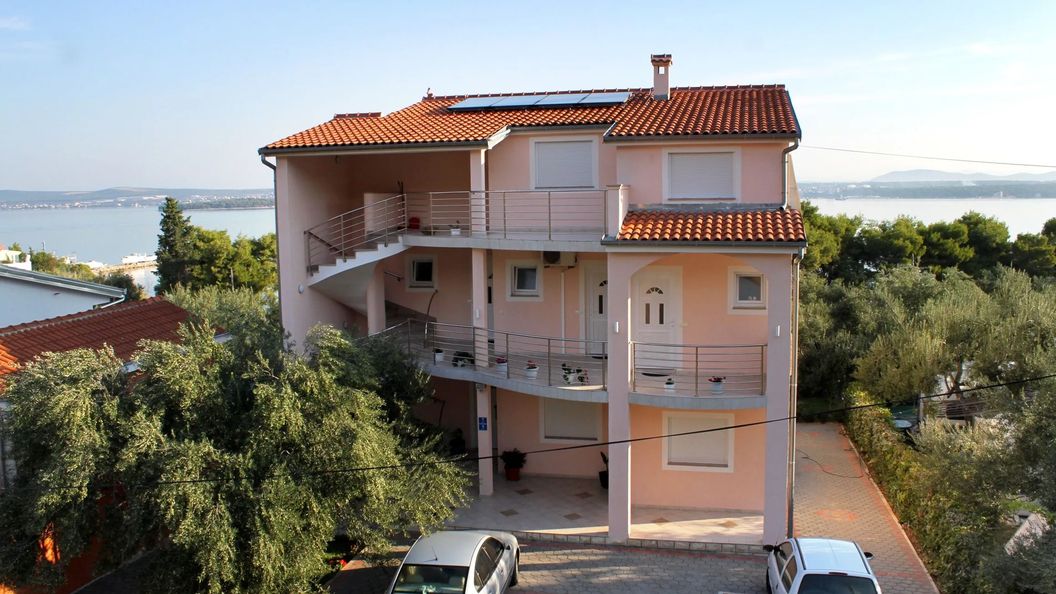 Apartmanok A Tenger Mellett Tkon, Pasman - 6215 Tkon (1)