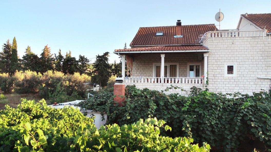 Apartmanok Parkolóhellyel Mirca, Brac - 2838 Mirca (1)