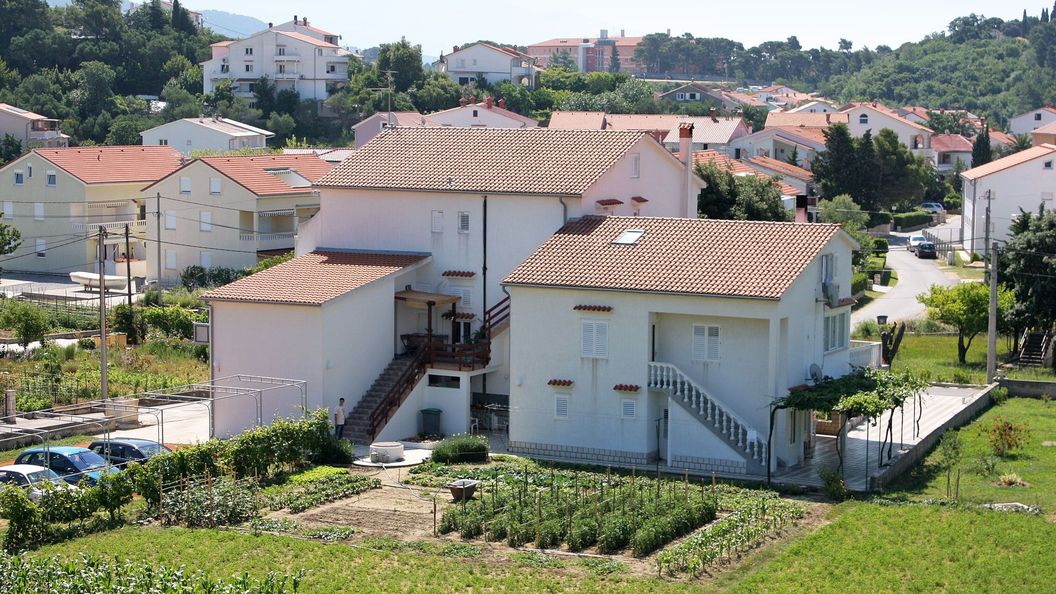 Apartmanok és Szobák Parkolóhellyel Palit, Rab - 5039 Palit (1)