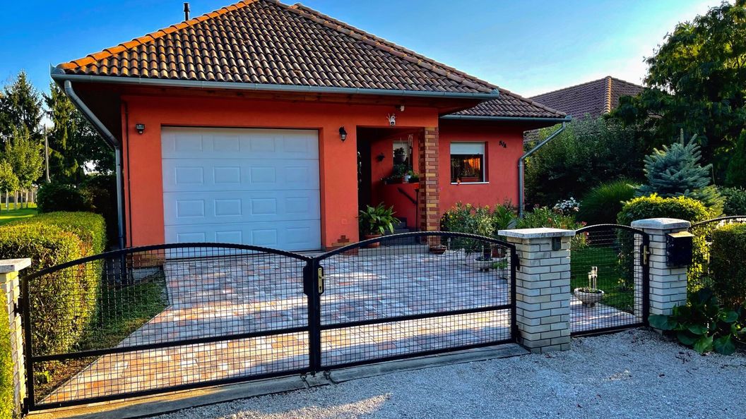 Betti Apartman Balatonberény (1)