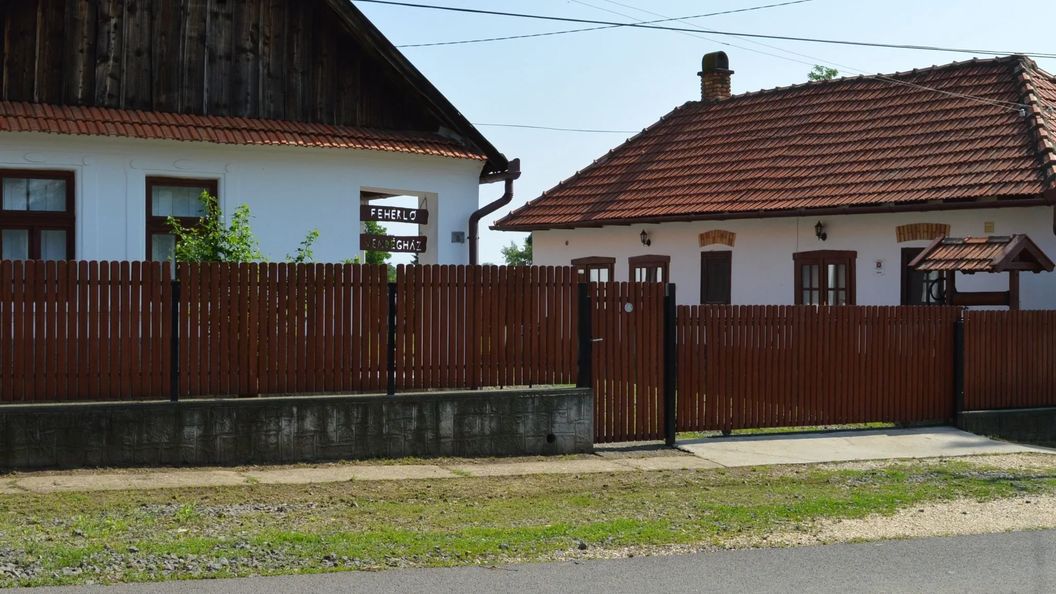 Fehérló Vendégház Karácsond (1)