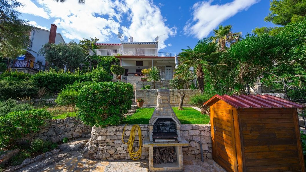 Apartmanok A Tenger Mellett Rastici, Ciovo - 9470 Rastići (1)