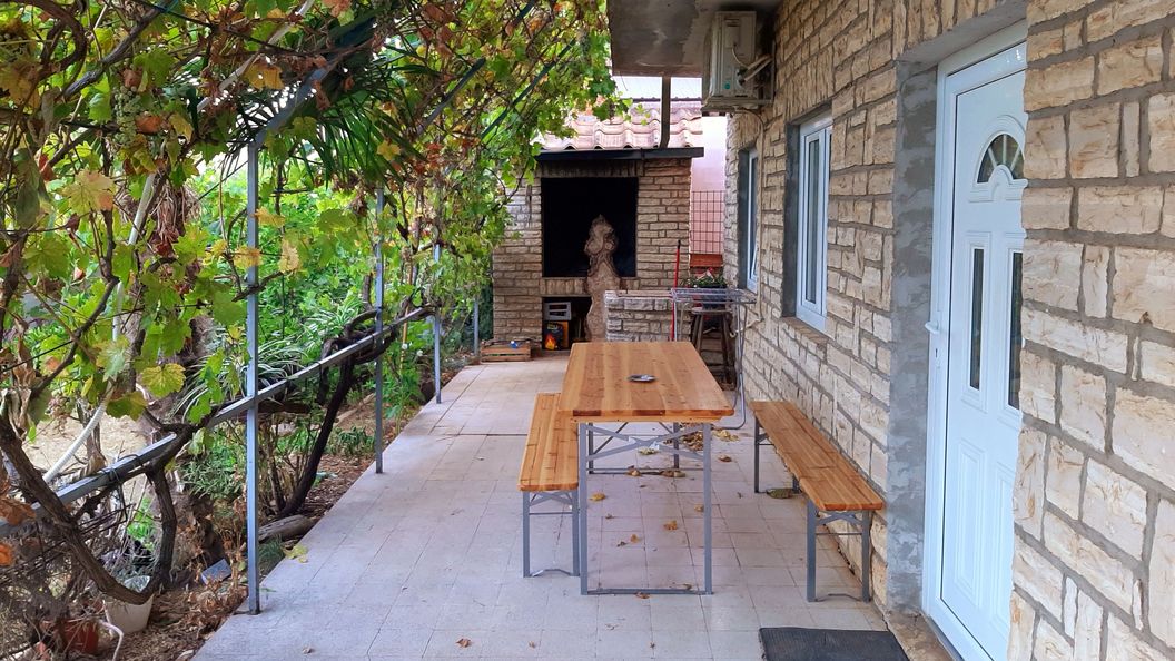 Apartmanok A Tenger Mellett Gornji Karin Novigrad - 11806 (1)