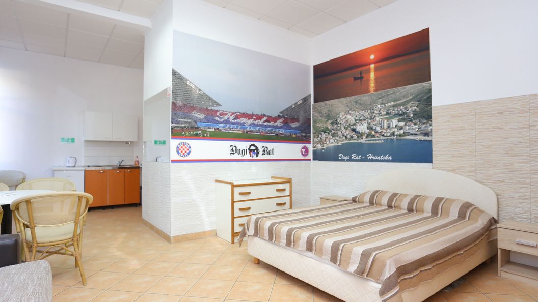 Apartmanok A Tenger Mellett Dugi Rat, Omis - 15516 Dugi Rat (1)