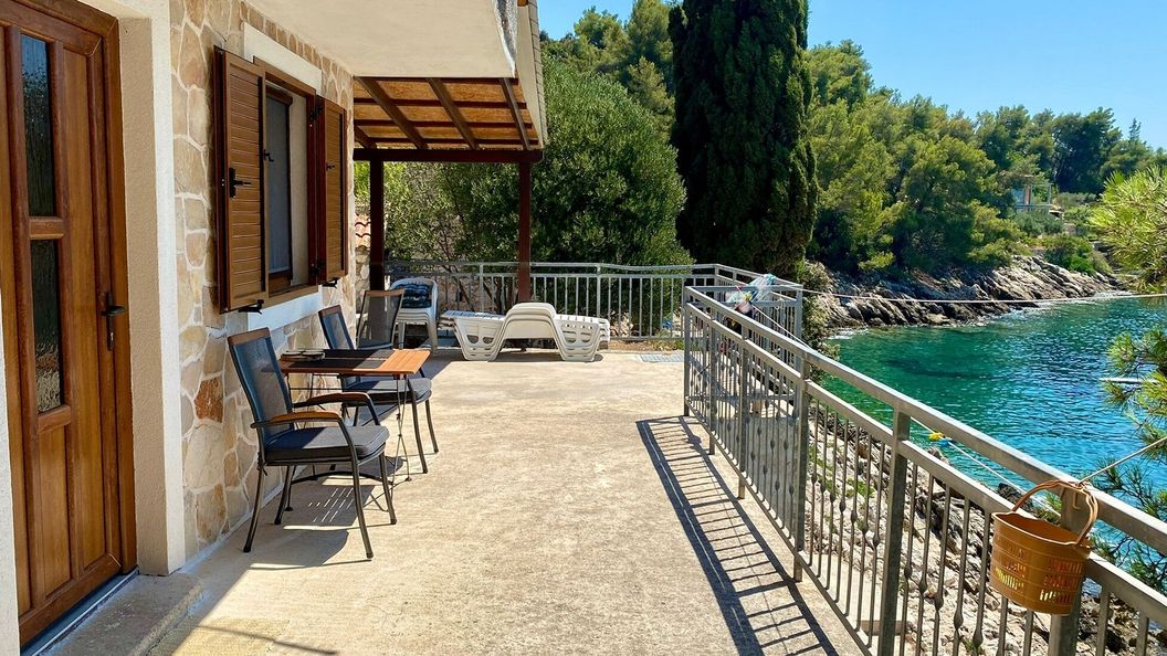 Robinzoni Apartmanok A Tenger Mellett Öböl Lučica, Hvar - 15546 Lučica (1)