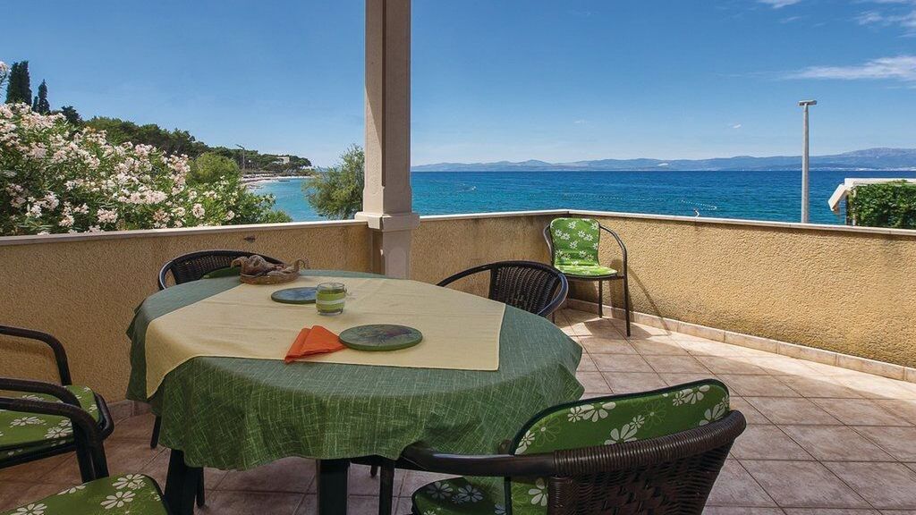 Apartmanok A Tenger Mellett Sutivan, Brac - 15617 Sutivan (1)