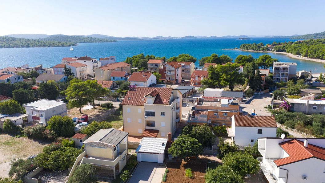 Apartmanok A Tenger Mellett Pirovac, Sibenik - 15659 Pirovac (1)