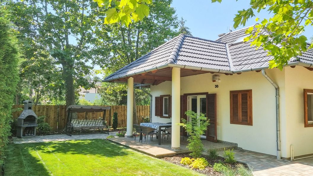 Hungária Vendégház Siófok (1)