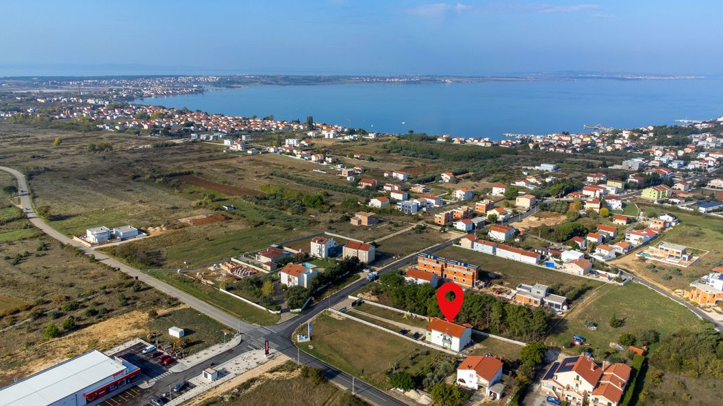 Apartmanok Parkolóhellyel Vrsi, Zadar - 15944 Vrsi (1)