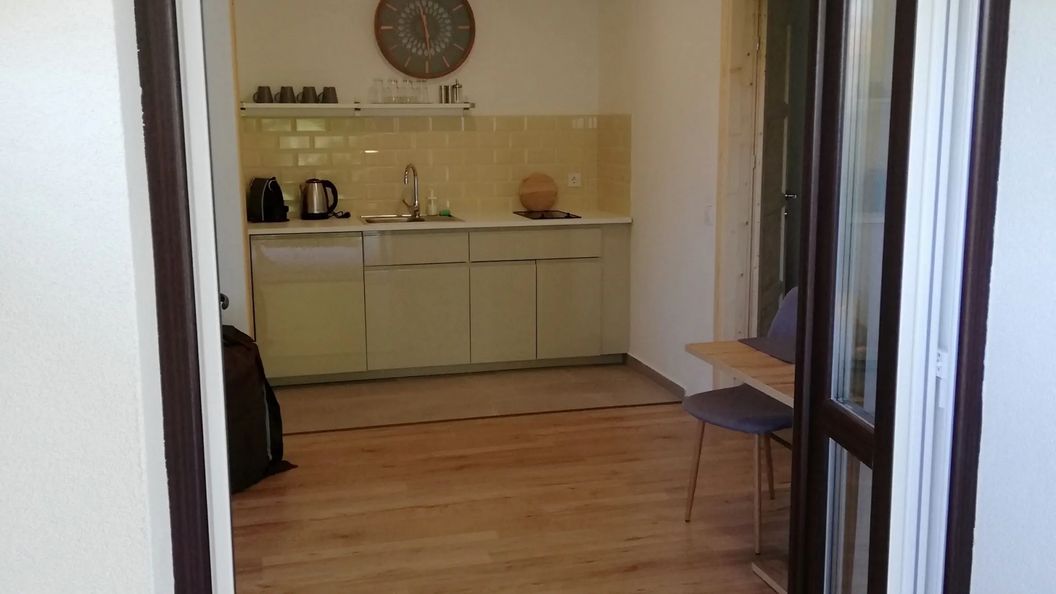 ZeZoArt Apartman Alsóörs (1)