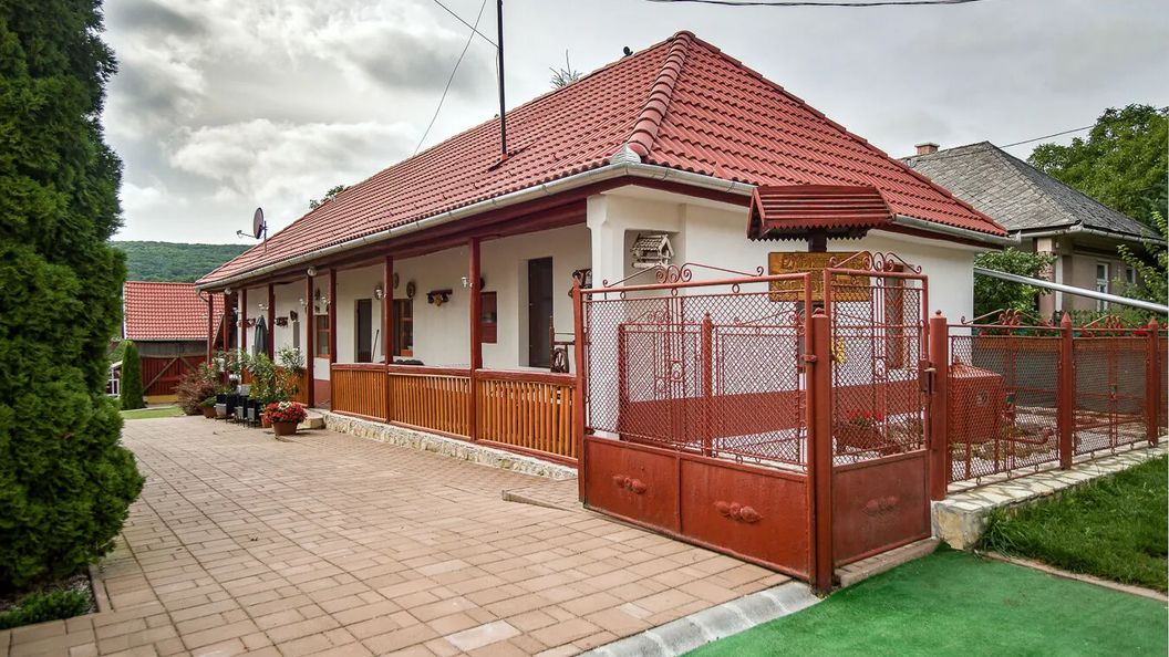 Kéktúra Vendégház Füzér (1)