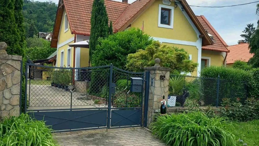 Anikó Apartman Szigligeti (1)