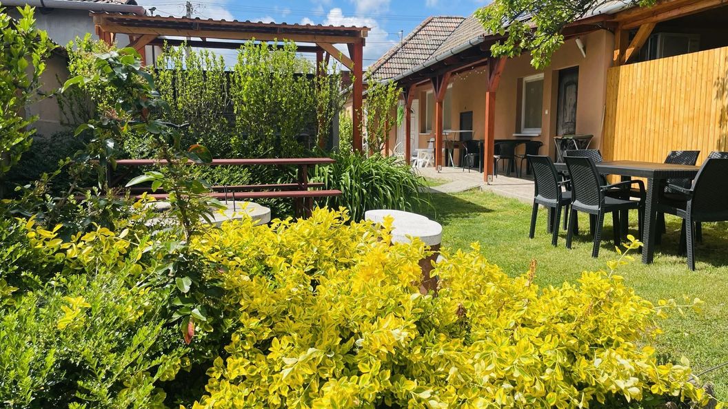 Bükk-Völgye Apartman Bogács (1)