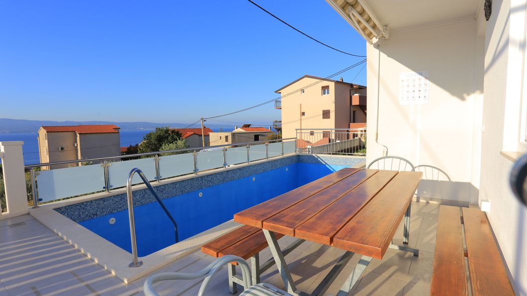 Apartmanok Medencével Mali Rat, Omis - 9698 Mali Rat (1)