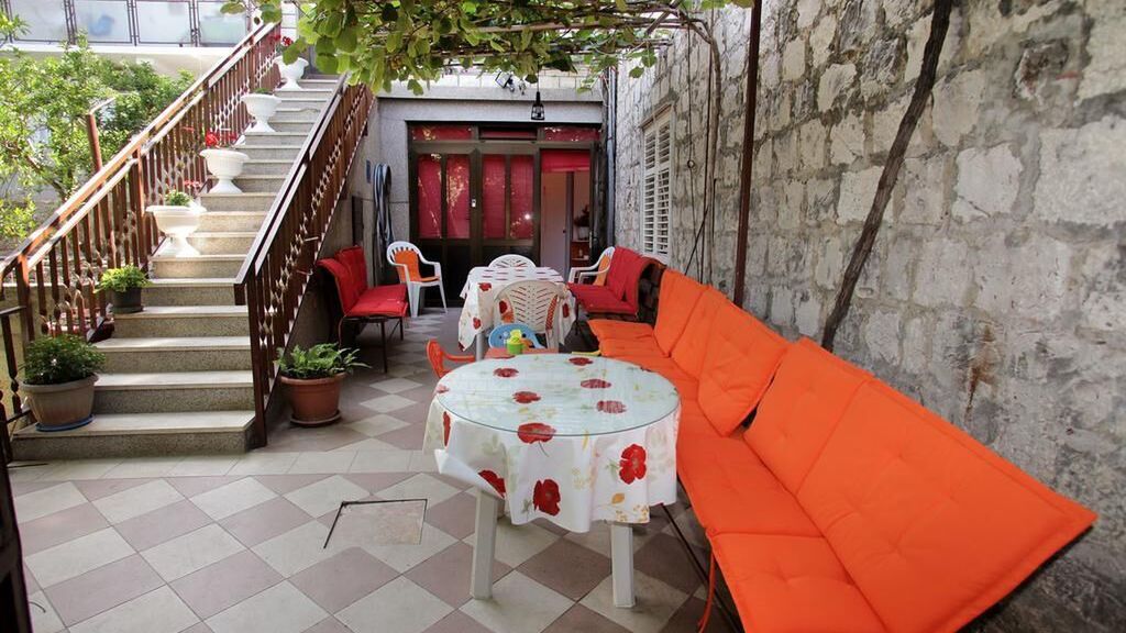 Apartmanok A Tenger Mellett Trogir - 14907 (1)