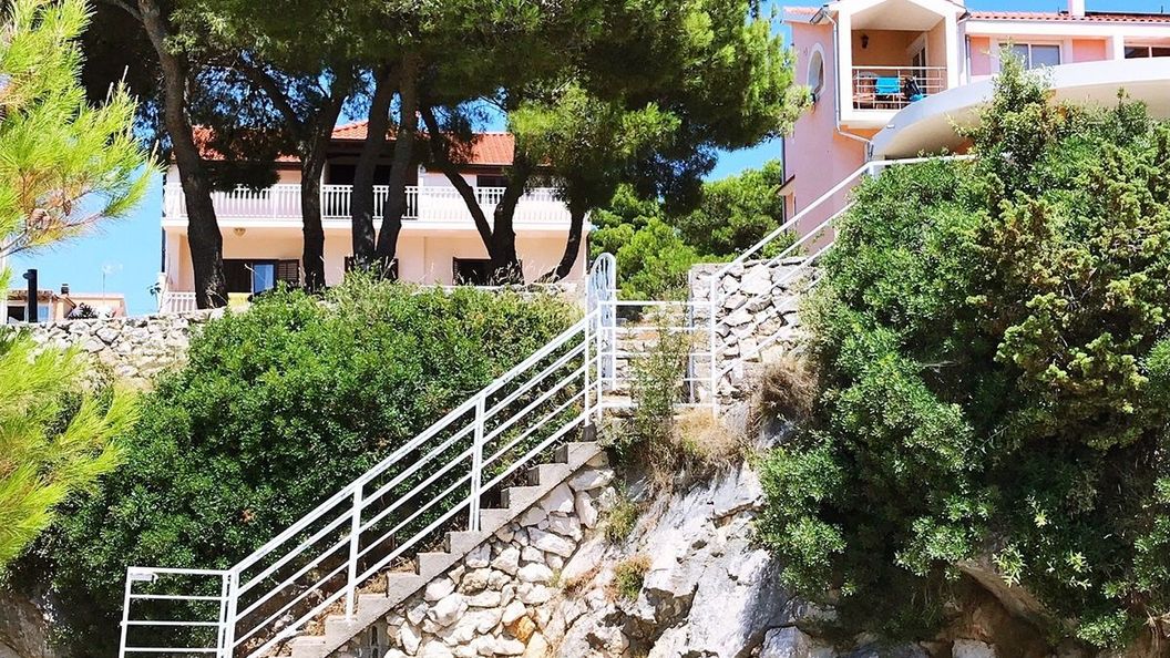 Apartmani Belak Brodarica (1)