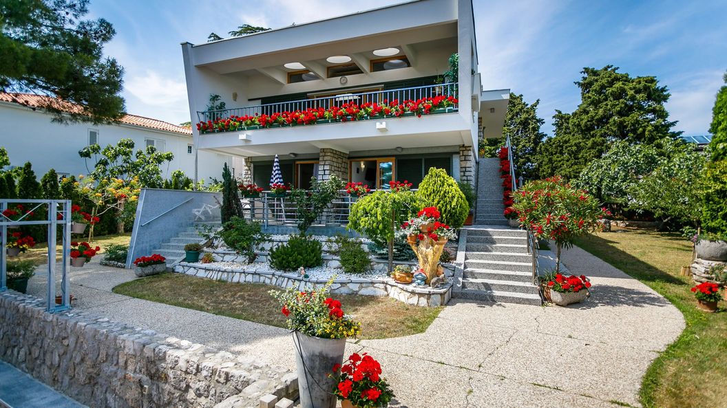 Apartments Nada Krk (1)