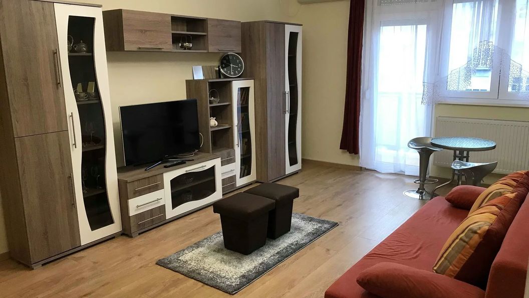 Ella Apartman Debrecen (1)