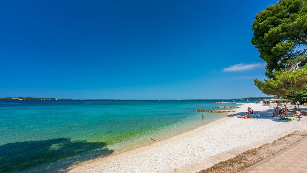 Apartments Armando Fazana (1)