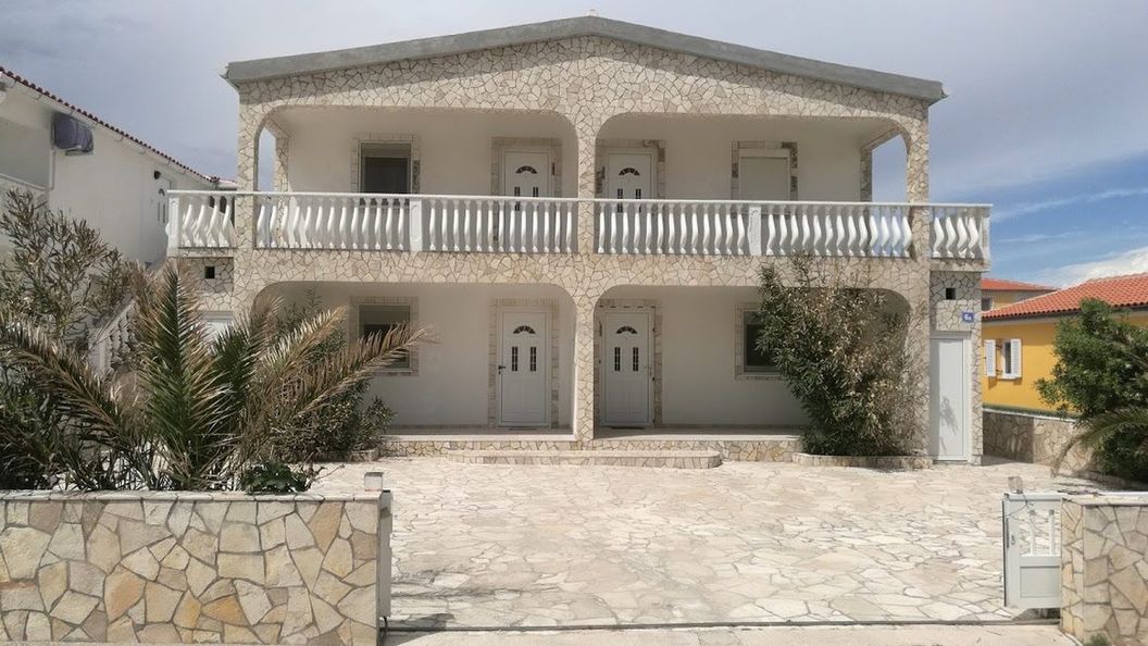 Partmenti Apartmanok Vir (1)