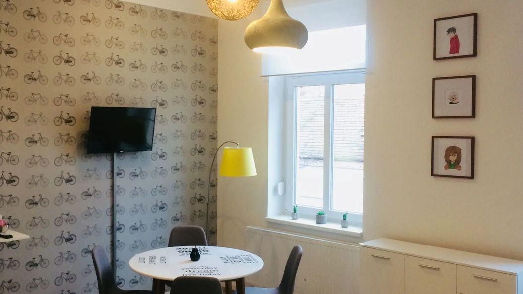 Studio 18 Apartman Sopron (1)