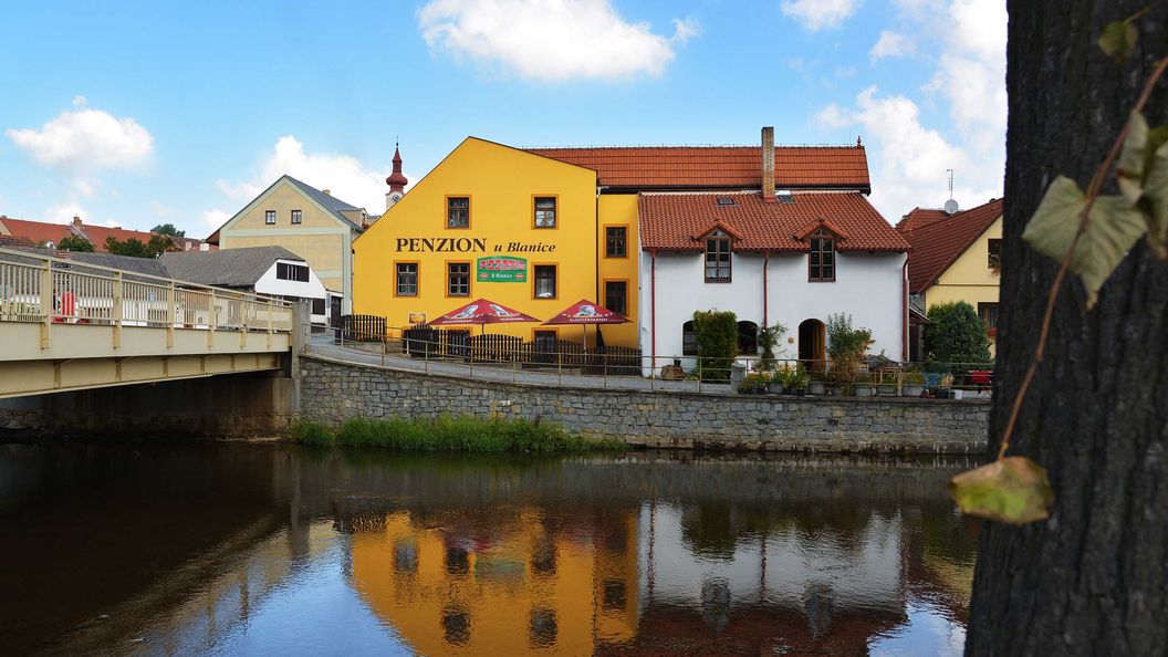 Penzion u Blanice Husinec (1)