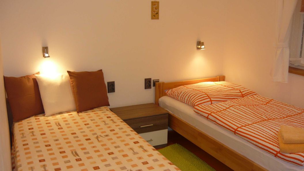 Apartmany - Penzion Lena Hradec Králové (1)