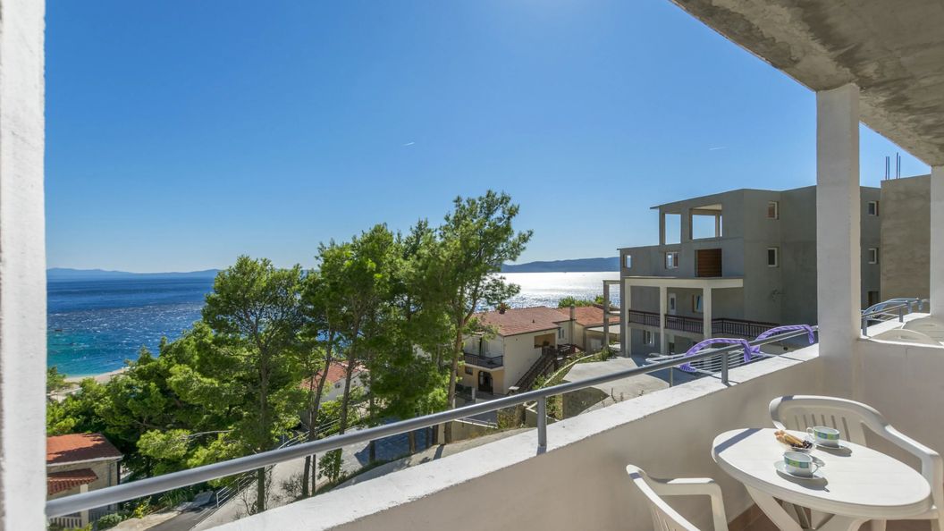 Apartments Lile Brela (1)