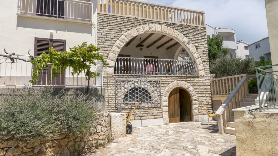 Apartment Smiljan Primosten (1)