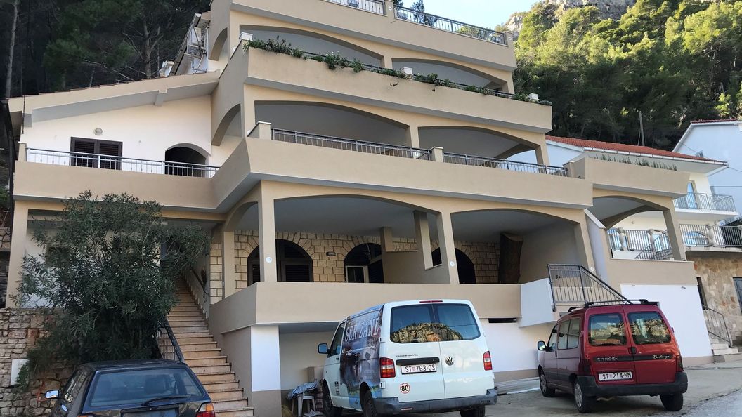 Apartments Apollo Zastrazisce II (1)