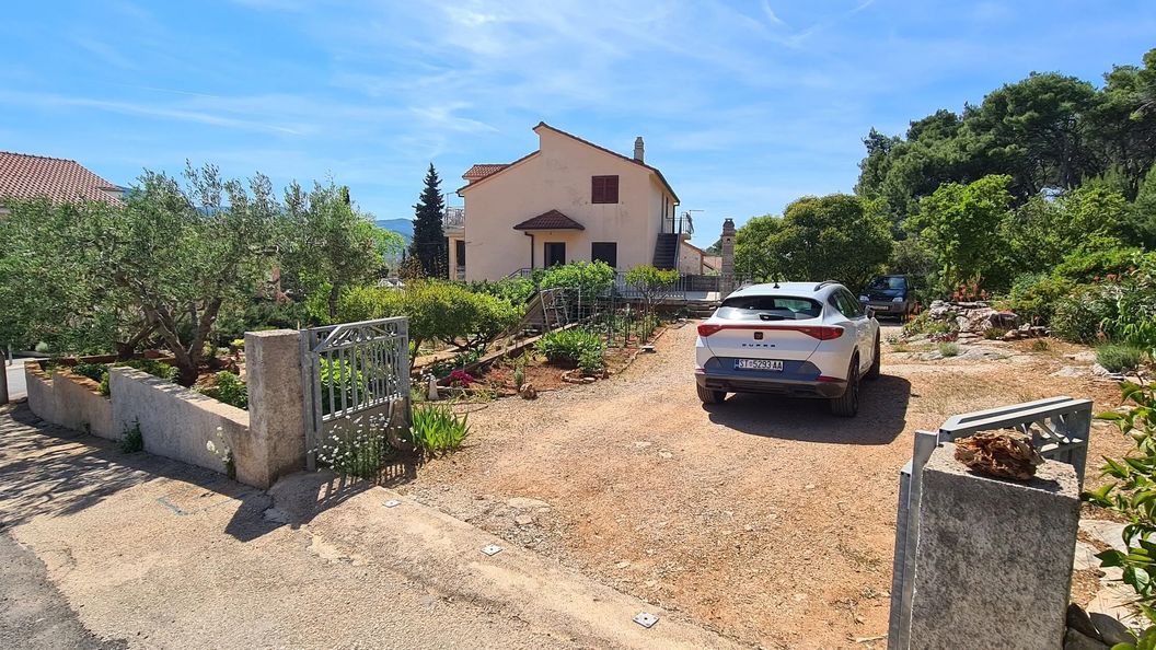 Apartment Nila Vrboska (1)