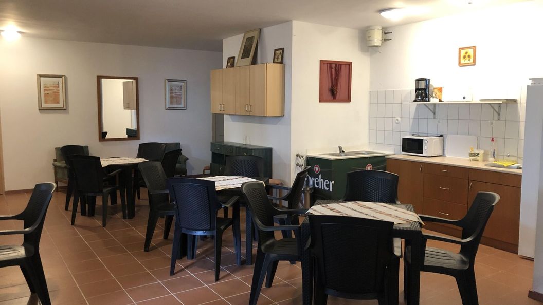 Beach Hostel Balatonboglár (1)