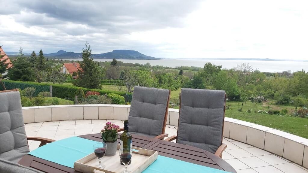 Ronyhome Balatongyörök (1)