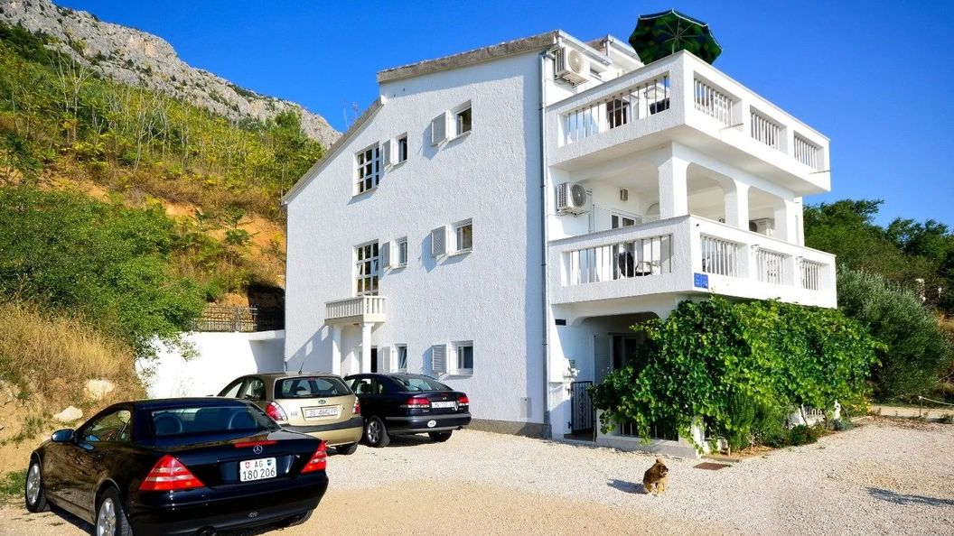 Apartmani Via Brela (1)