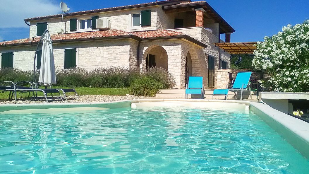 Villa Aleksandra Novigrad (1)