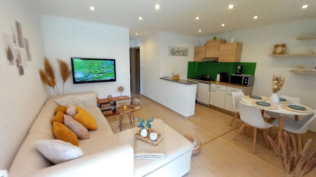 White Stone Apartman Hajdúszoboszló (1)