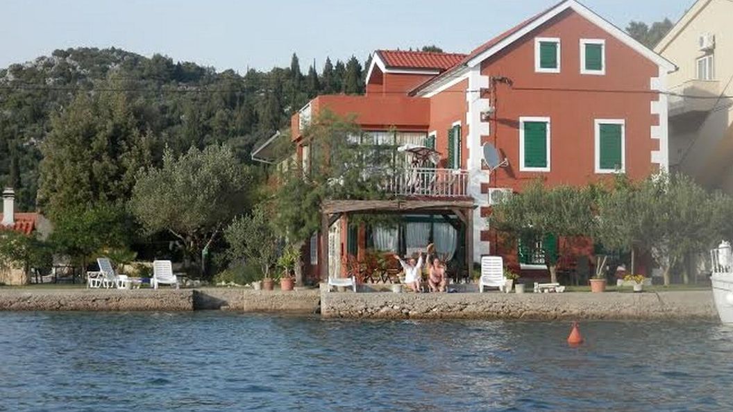 Apartmanok A Tenger Mellett Blace, Usce Neretve - 16068 Blace (1)