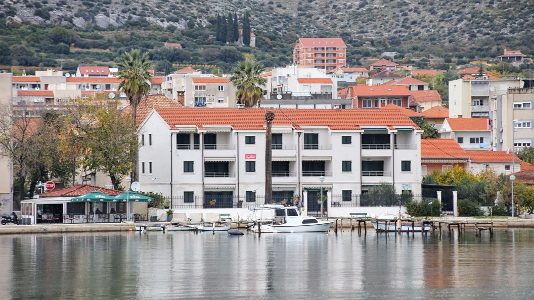 Apartmanok A Tenger Mellett Trogir - 16210 (1)