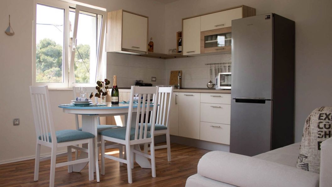 Apartmanok A Tenger Mellett Lukoran, Ugljan - 17391 Lukoran (1)