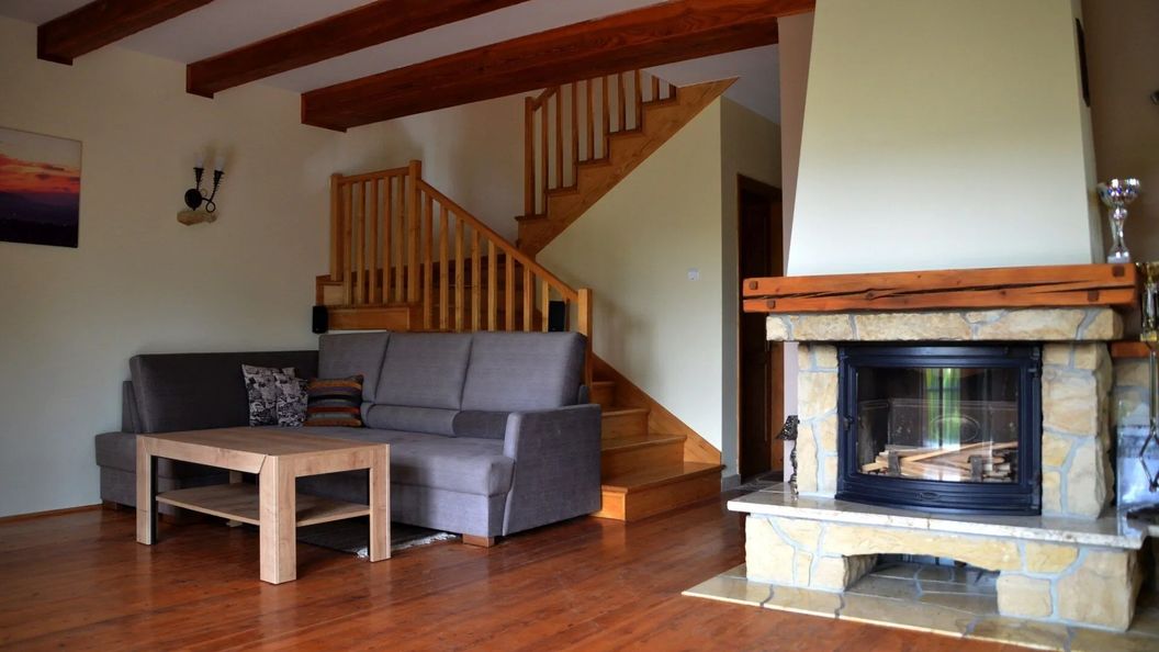 Dom w Beskidach Stryszawa (1)