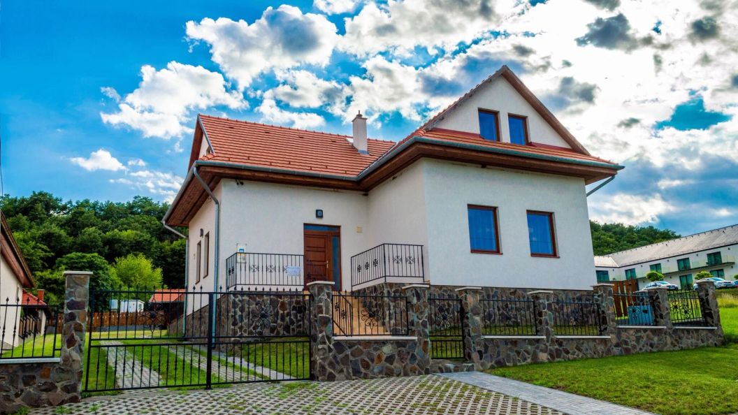 Görbeország Vendégház Hollókő (1)