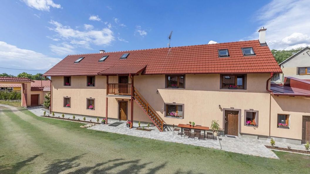 Apartmány Pod Řípem Kleneč (1)