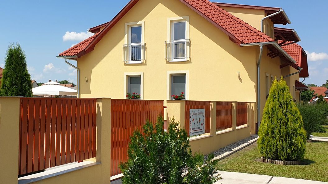 Csalogány Apartman Egerszalók (1)